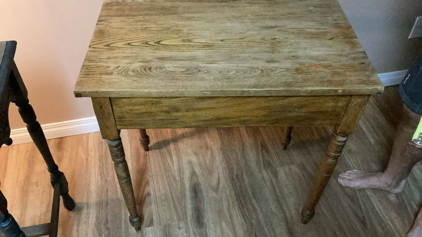 Solid Wood Side Table with Turned Legs, 70 x 41 x 74 cm