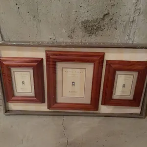 Windlee Enterprises Triple Photo Frame Set with Wood Borders