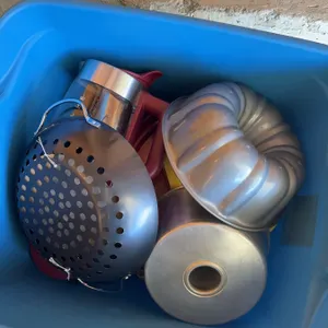 Kitchenware Lot With GrillPro Wok, Bundt Pan, Babycakes Donut Maker