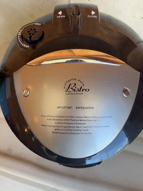 Wolfgang Puck Bistro Collection Electric Pressure Cooker