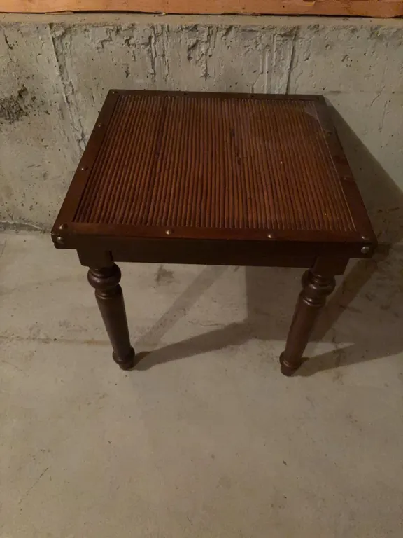 Wood Side Table With Turned Legs and Brass Accents 23x23x24 in