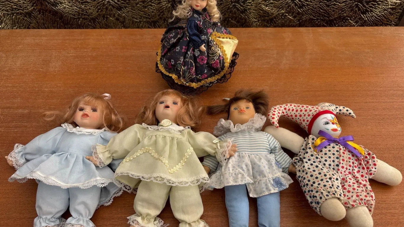 Five Porcelain Dolls Including Clown and Classic Period Attire Girls