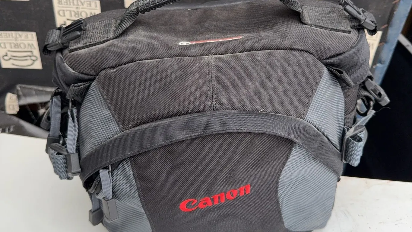 Canon AE-1 35mm SLR Camera with FD 50mm and Vivitar 70-210mm Lenses