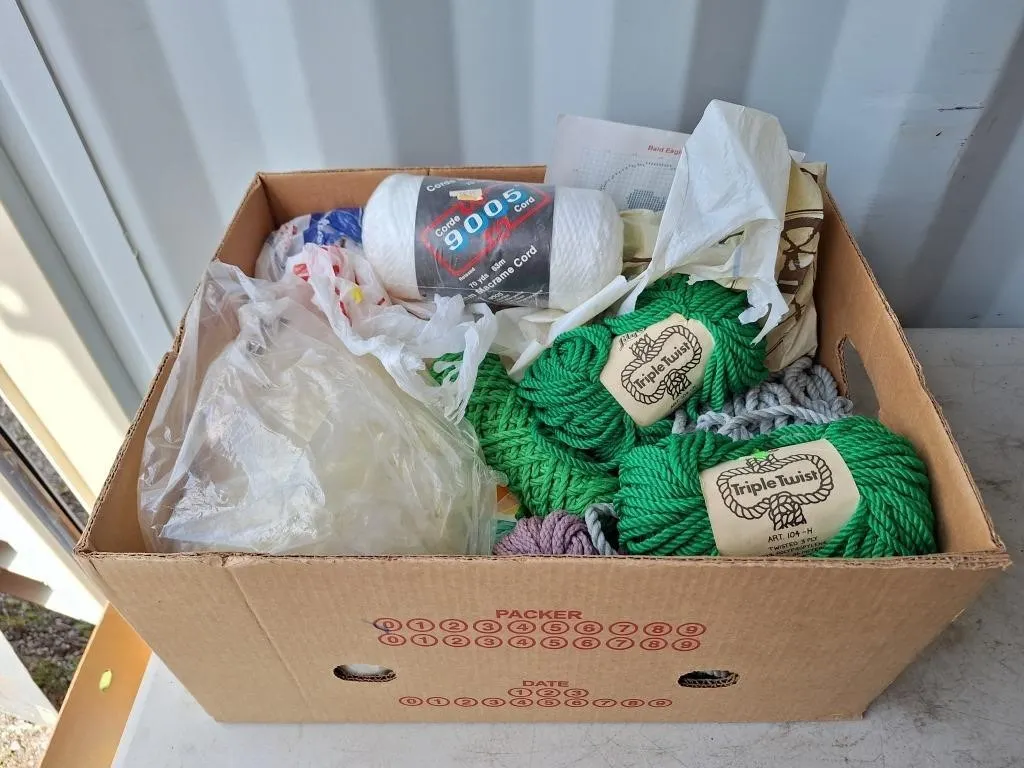 Assorted yarn