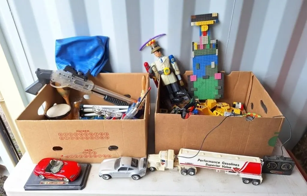 Burago Viper, Canadian Tire truck, bongo drums,