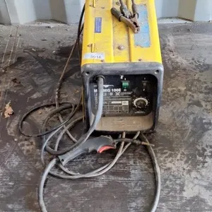 Power fist MIG 100E flux-core wire-feed welder