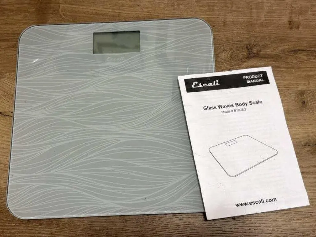 Escali Glass Waves Body Scale