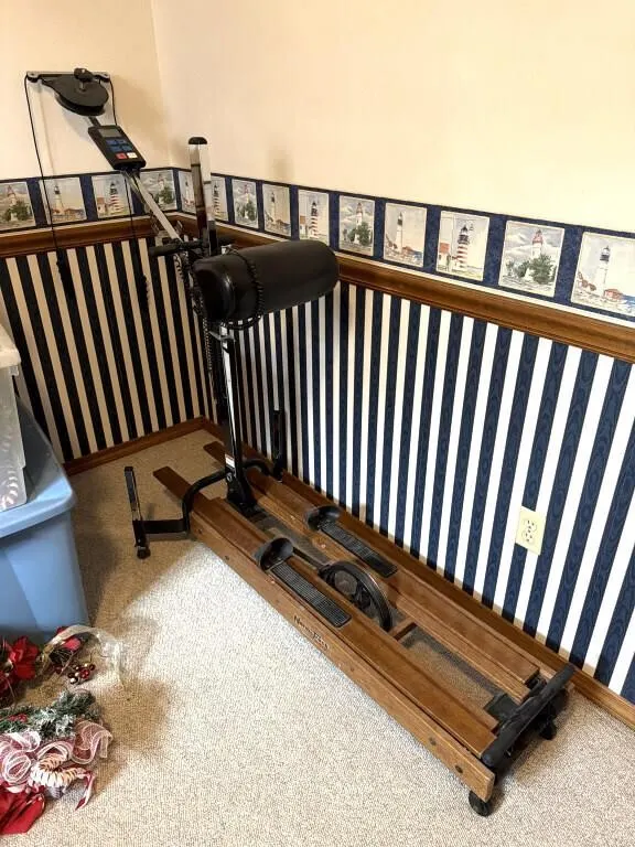 Nordic Track Pro Exercise Machine
- overall