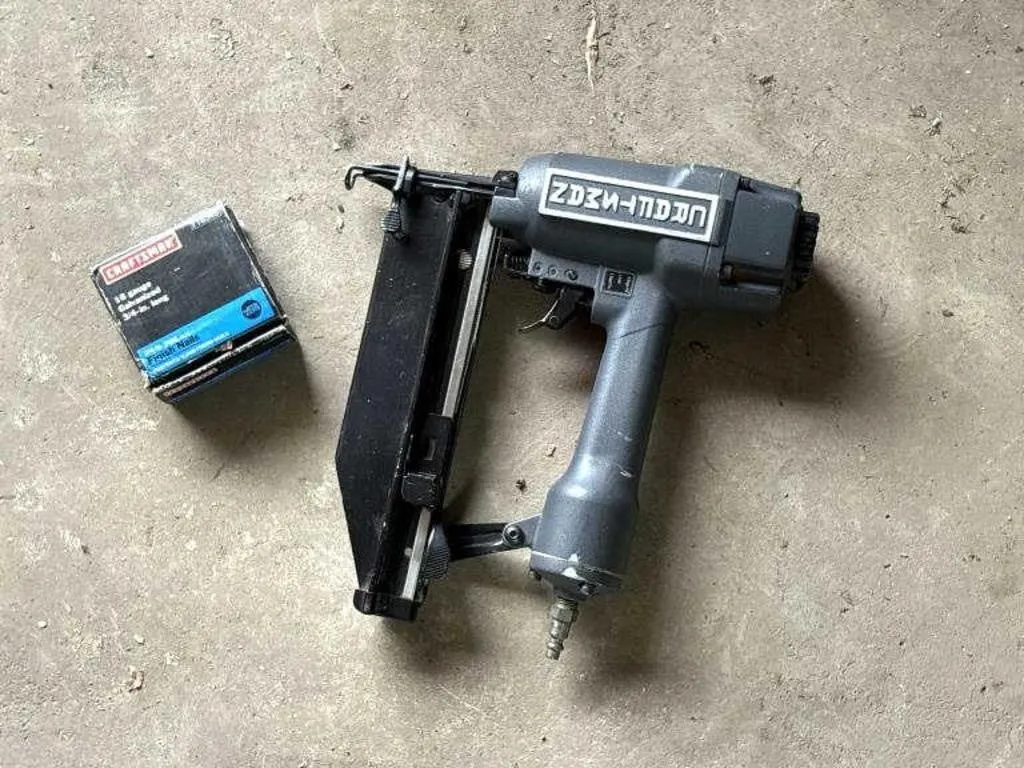 Craftsman 16 Ga. Finish Nailer