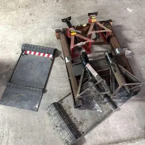 (4) Jack Stands, Parking Block Saw Horse