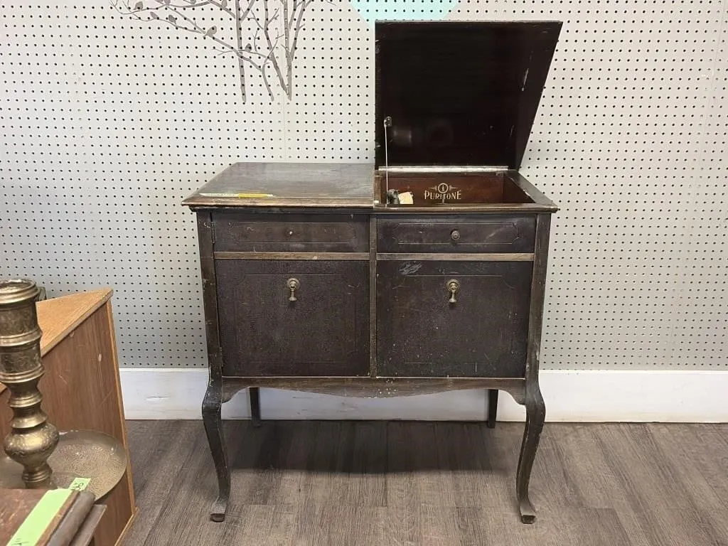 1920s flat-top console phonograph
