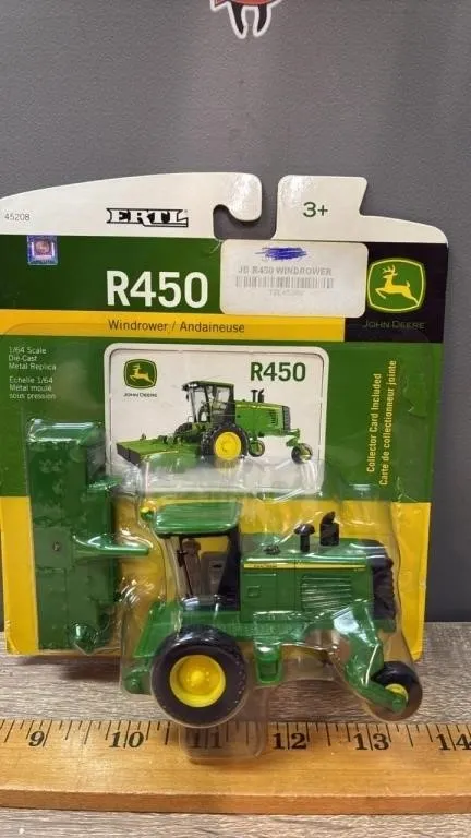 1:64 ERTL John Deere R450 Windrower.