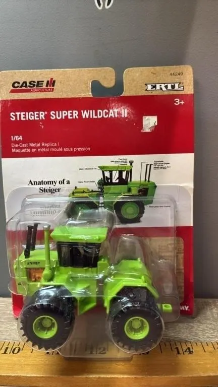1:64 ERTL Steiger Super Wildcat II Tractor.