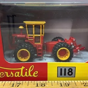 1:64 ERTL Versatile 118 Tractor.