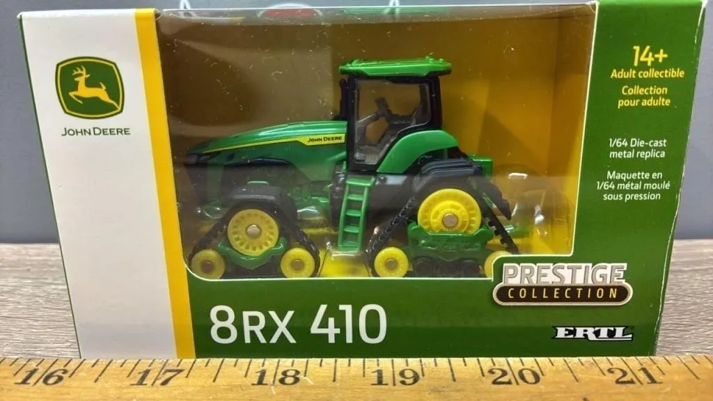 1:64 John Deere 8 RX 410 Tractor.