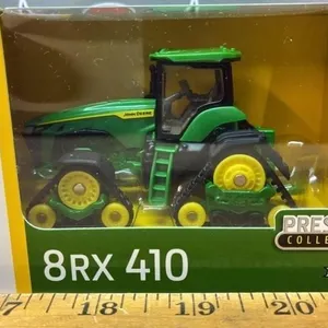 1:64 John Deere 8 RX 410 Tractor.