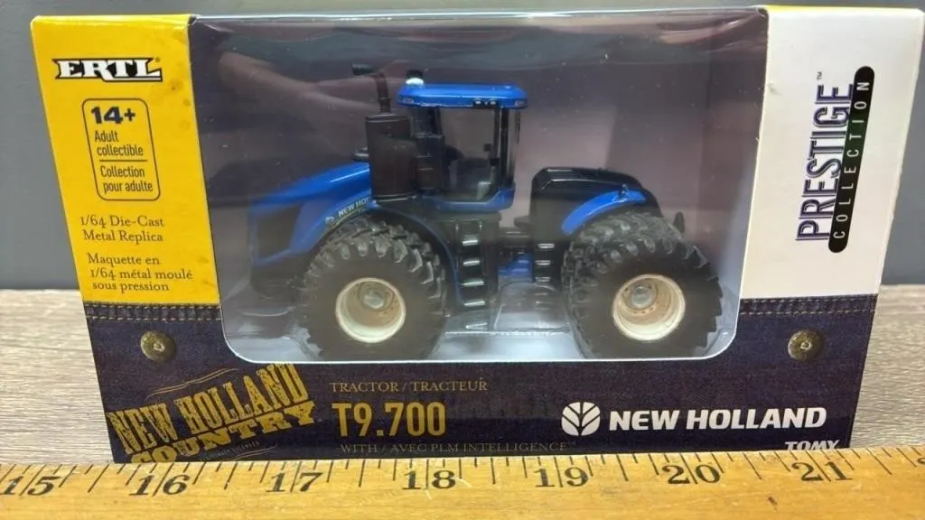 1:64 ERTL New Holland T9.700 Tractor.