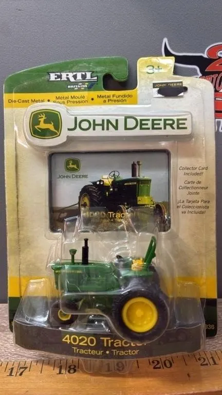 1:64 ERTL Britains John Deere 4020 Tractor.