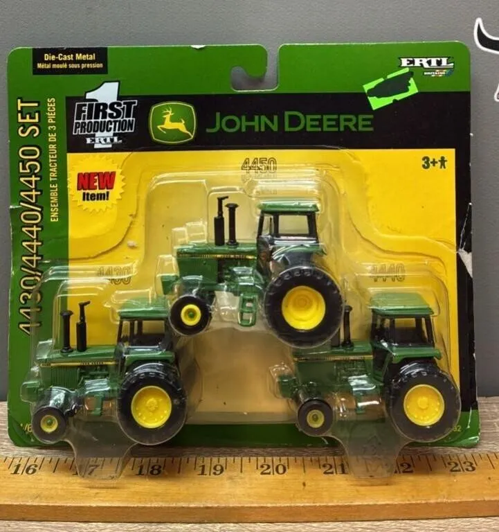 1:64 ERTL Britains John Deere 4430/4440/4450