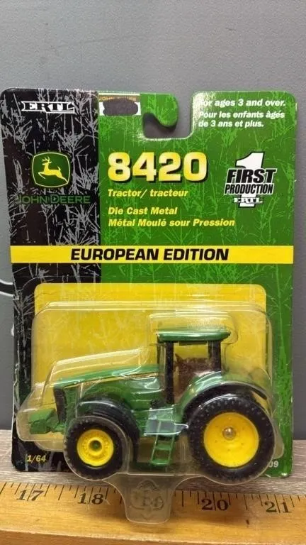 1:64 ERTL John Deere 8420 European Edition
