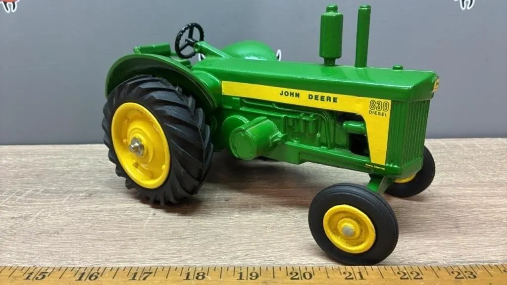 1:16 ERTL John Deere 830 Tractor, Watsons