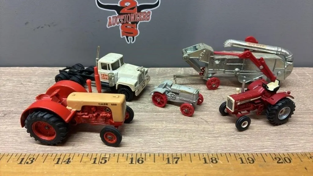 5, 1:64 Farm Toys.