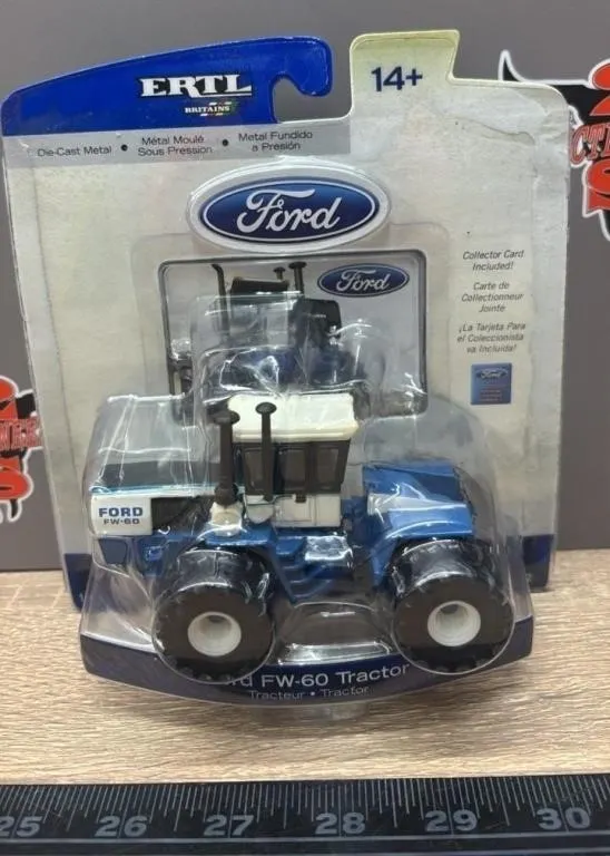 1:64 ERTL Ford FW-60 Die Cast 4WD Tractor. *Box