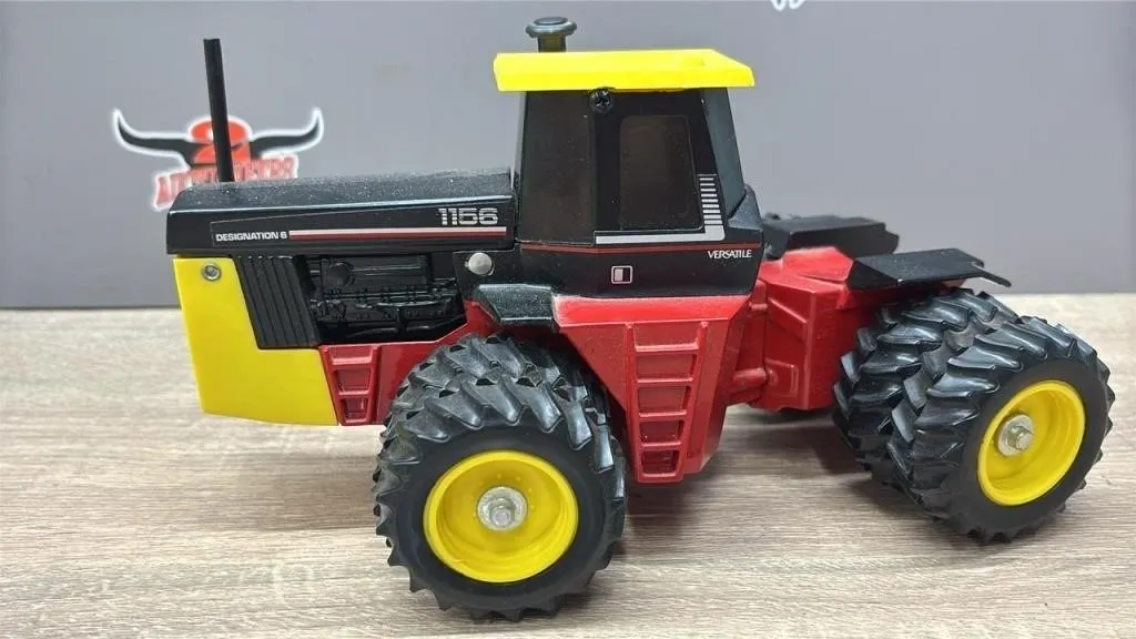 1:32 Versatile 1156 Die Cast Tractor.