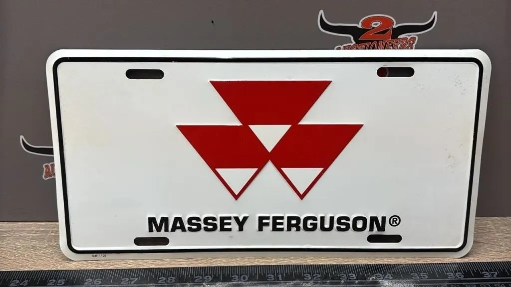 Massey Ferguson Decorative License Plate 12�x6�.