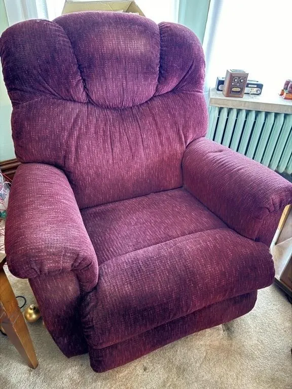 Matching Lay-z-Boy Recliners