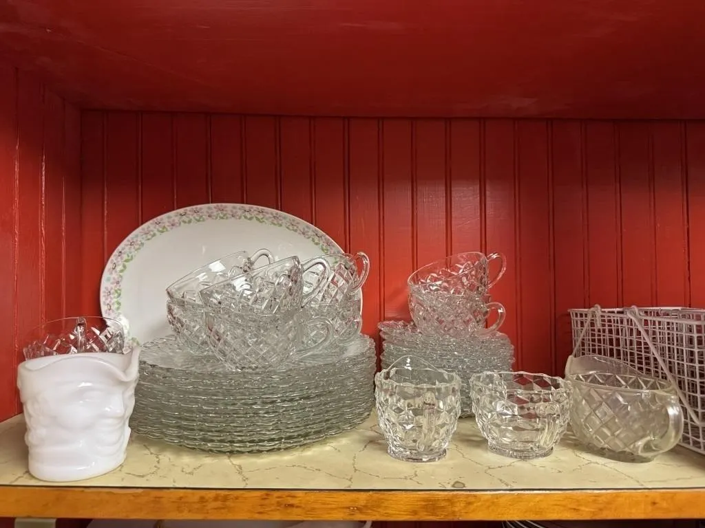 Assorted Glassware