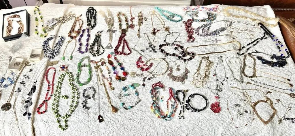 Quantity of Costume Jewelry