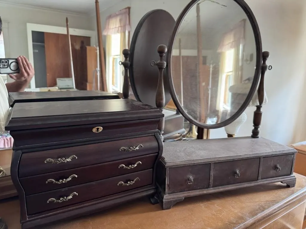 Jewelry Box & Tabletop Vanity Mirror