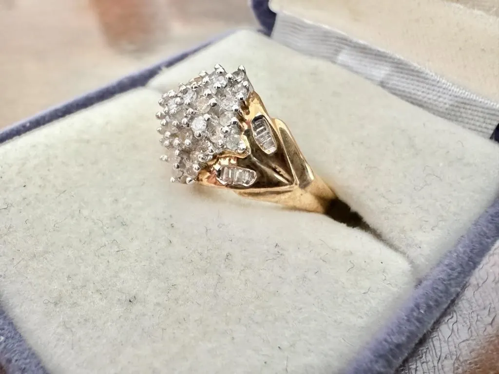 10K Gold ring