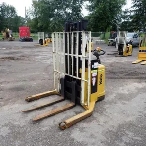 2008 Yale MSW040SEN24TV072 Electric Forklift C820N