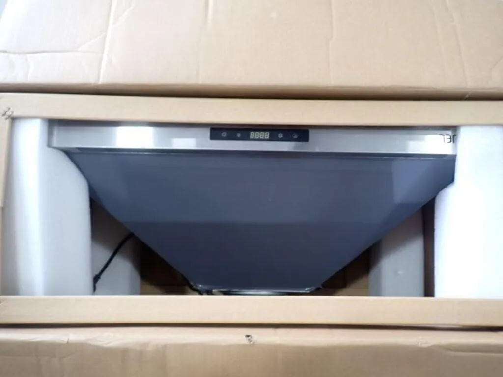 UNUSED Novel Stainless Steel 24 In. Range Hood