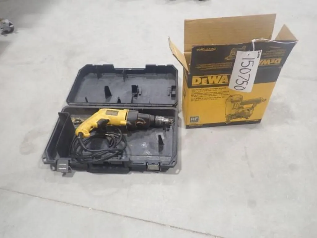 DeWalt Heavy Duty Coil Roofing Nailer(s)