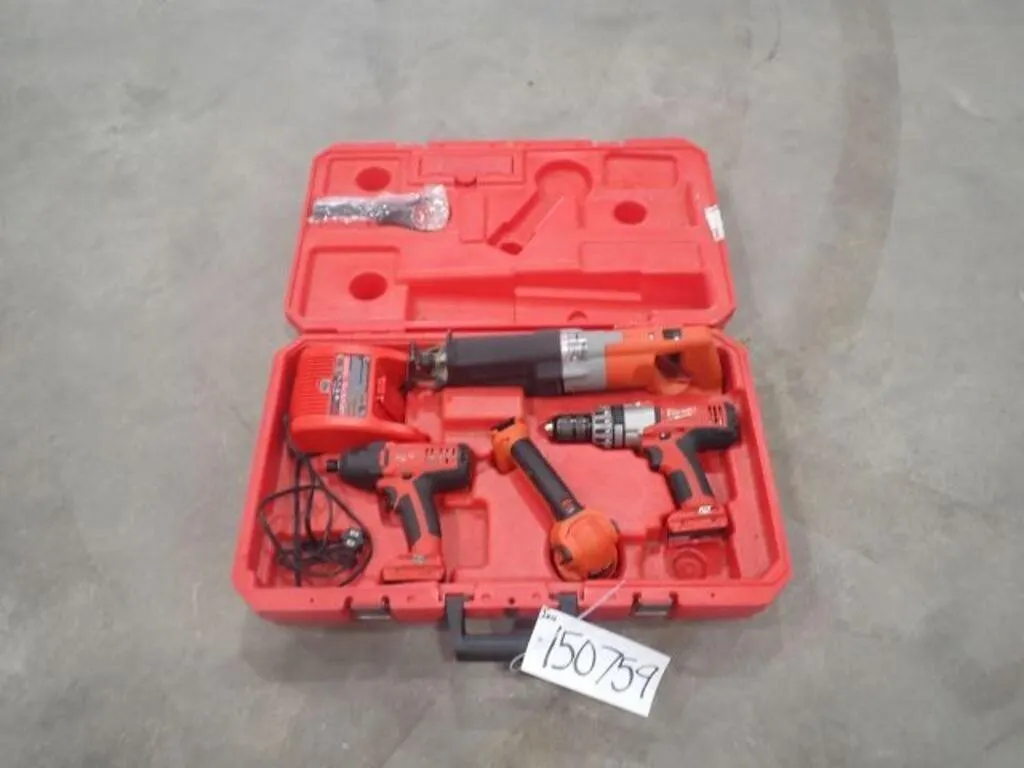 Milwaukee Tool Set