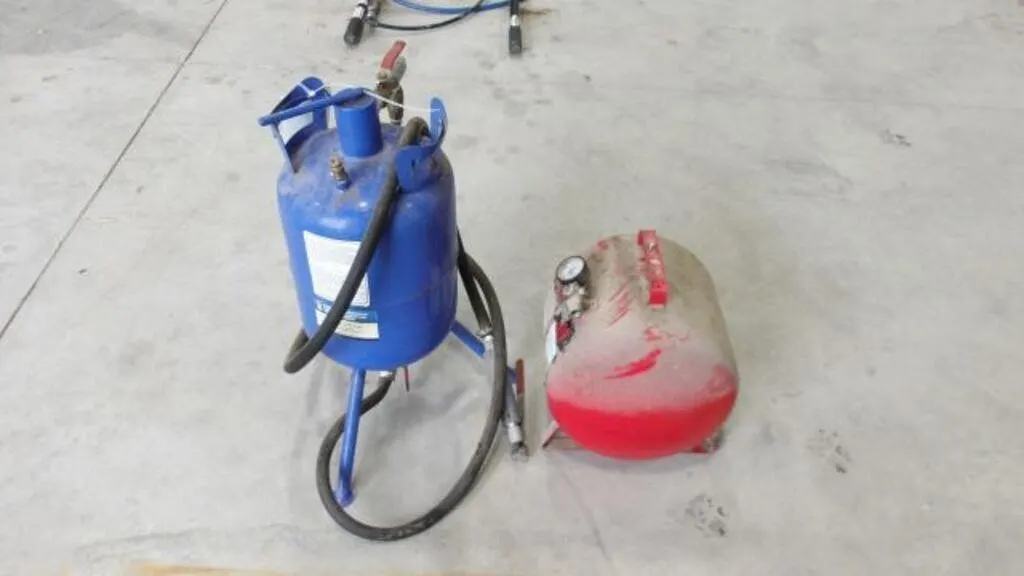Powerfist 5 Gal Pressure Sandblaster