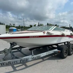 1990 Celebrity 180 18 Ft Bowrider CLCI0220B090