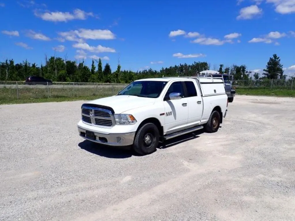 2016 Ram 1500 Extended Cab 4x4 Pickup Truck 1C6RR7