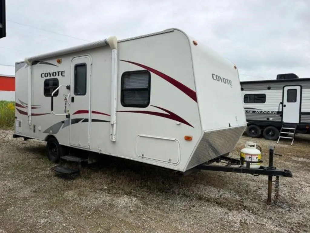 2012 K Z Coyote 200 20 Ft S/A Travel Trailer 4EZTC