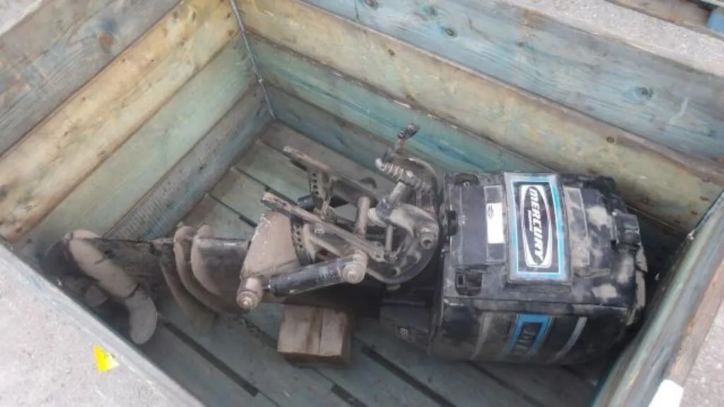 PARTS ONLY Mercury 65 Hp Outboard Motor