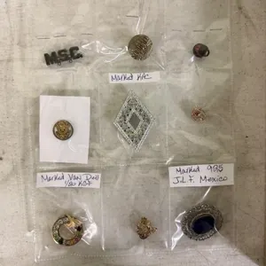 Pendants & other collectables