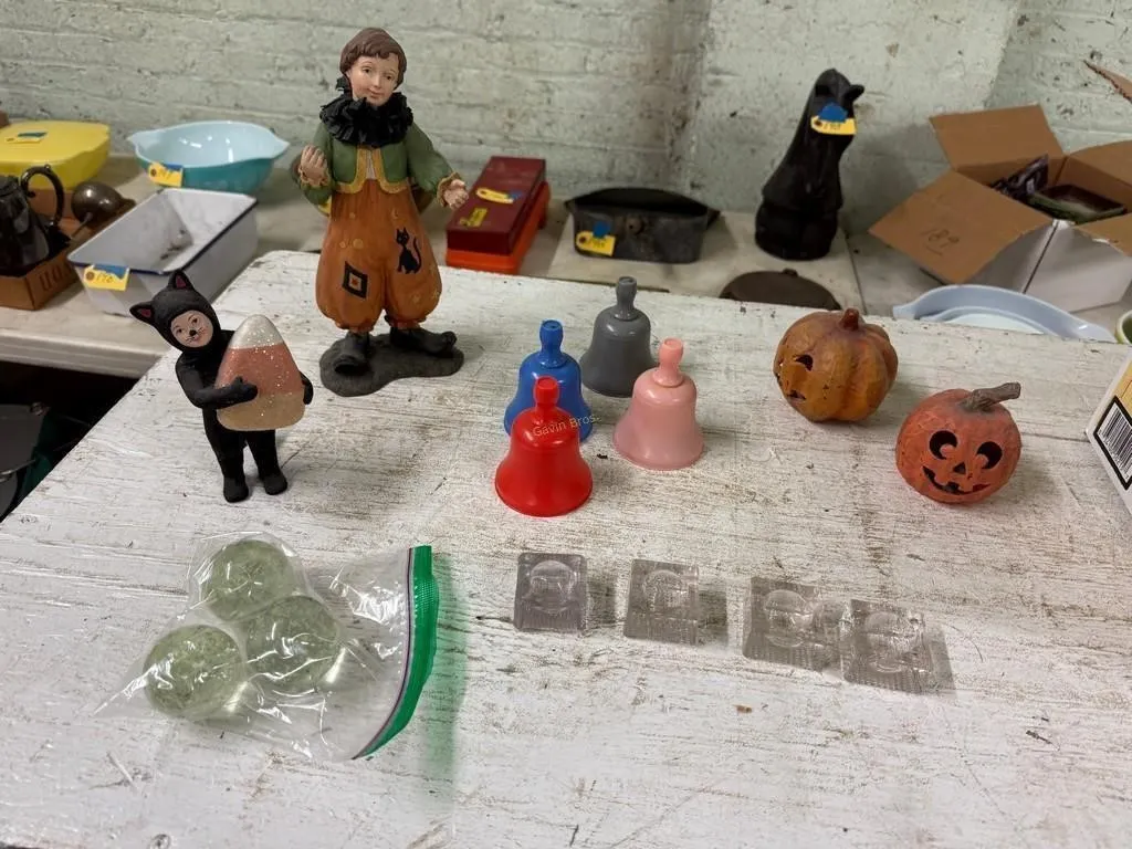Bells, Figurines & other