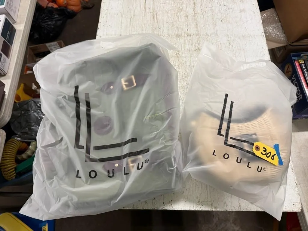 (2) Loulu Purses