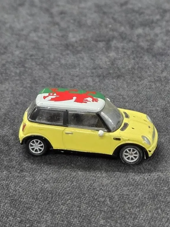 Mini Cooper Die-cast Model Car featuring the