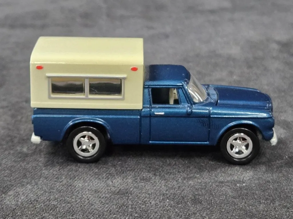 1/64 Scale Diecast 1960s Studebaker Champ Pickup