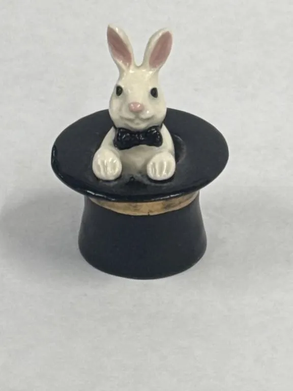 Vintage Hagen Renaken Rabbit In Hat Figurine