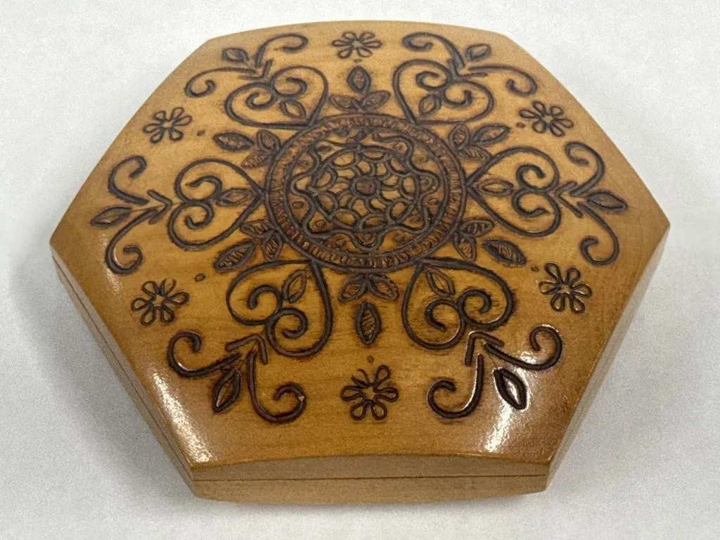 Hexagonal Lidded Trinket/Jewelry Box